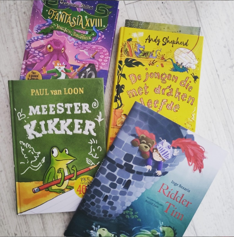 Boeken met Sinterklaas